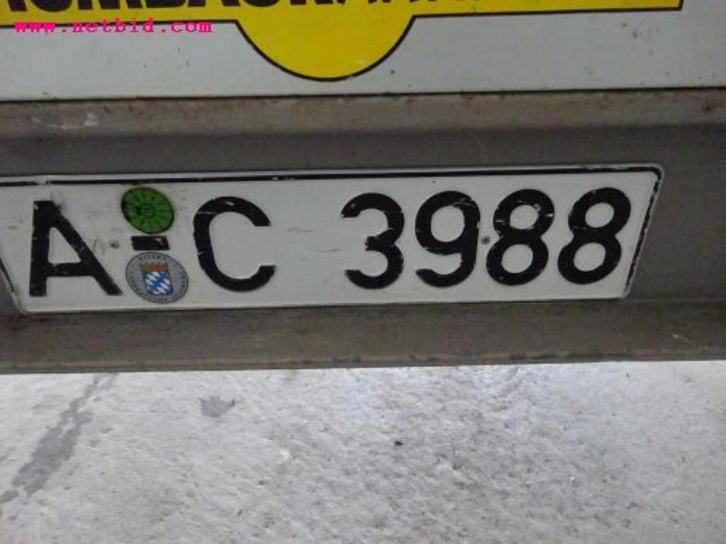 
Maschinen aus den Bereichen Digitaldruck, Druckvorstufe und Weiterverarbeitung<br>sowie die Betriebs- und Geschäftsausstattung-5