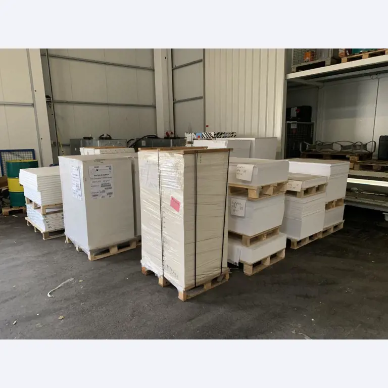 Máquinas de impressão digital, de pré-impressão e de pós-impressão<br>, bem como equipamento de escritório e comercial-3