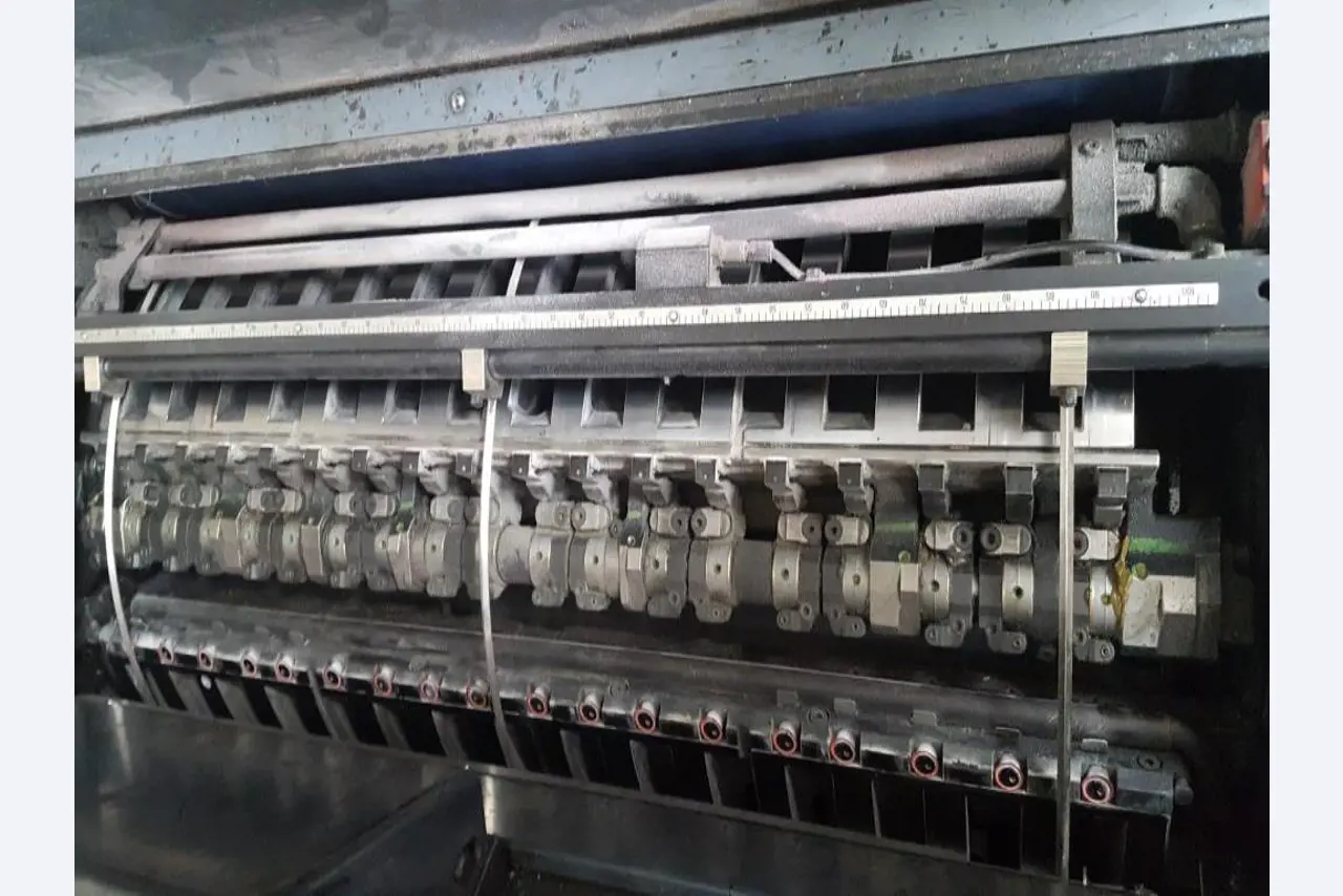 Máquinas de impressão digital, de pré-impressão e de pós-impressão<br>, bem como equipamento de escritório e comercial-51