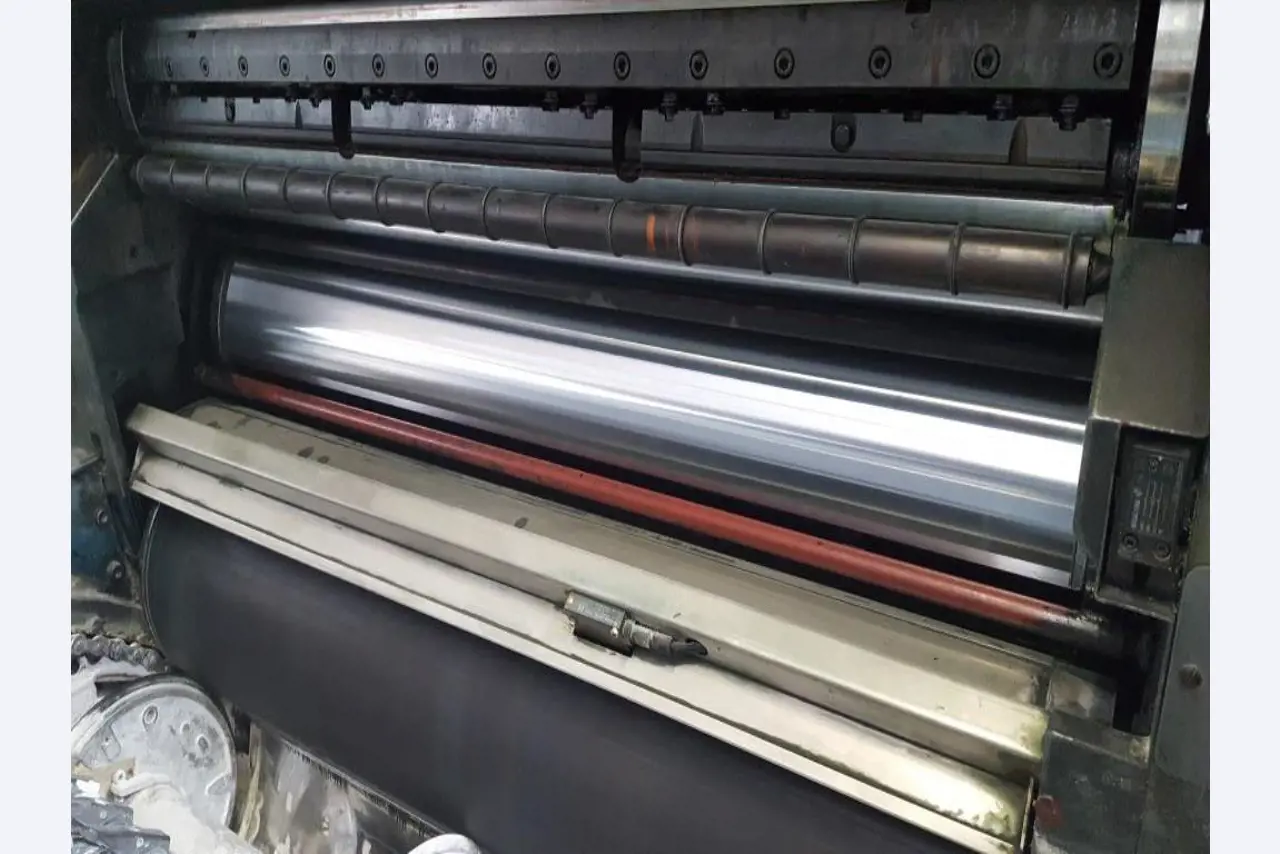 Máquinas de impressão digital, de pré-impressão e de pós-impressão<br>, bem como equipamento de escritório e comercial-63