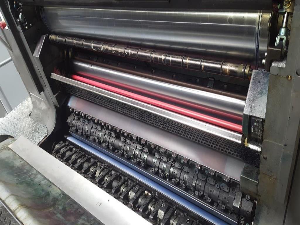 
Máquinas de impressão digital, de pré-impressão e de pós-impressão<br>, bem como equipamento de escritório e comercial-76