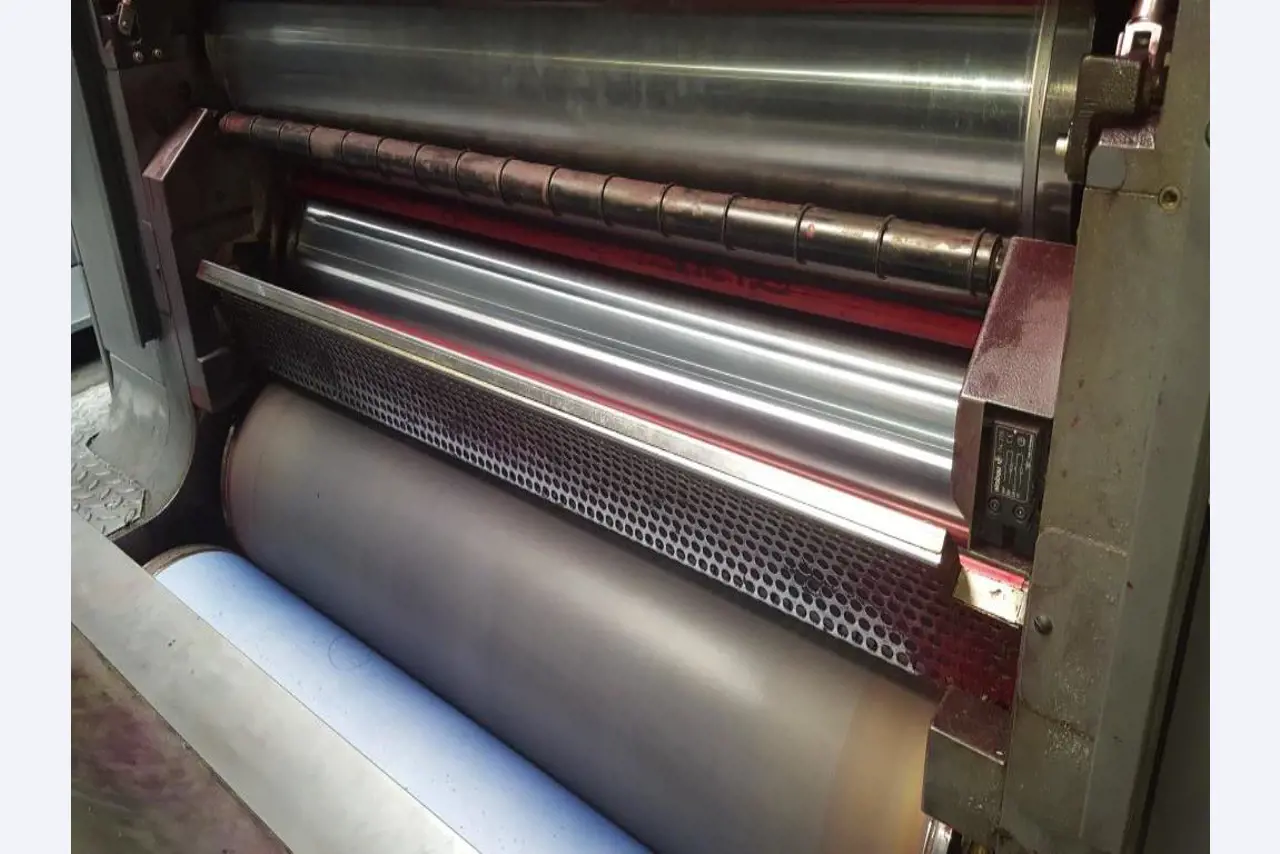 Máquinas de impressão digital, de pré-impressão e de pós-impressão<br>, bem como equipamento de escritório e comercial-86