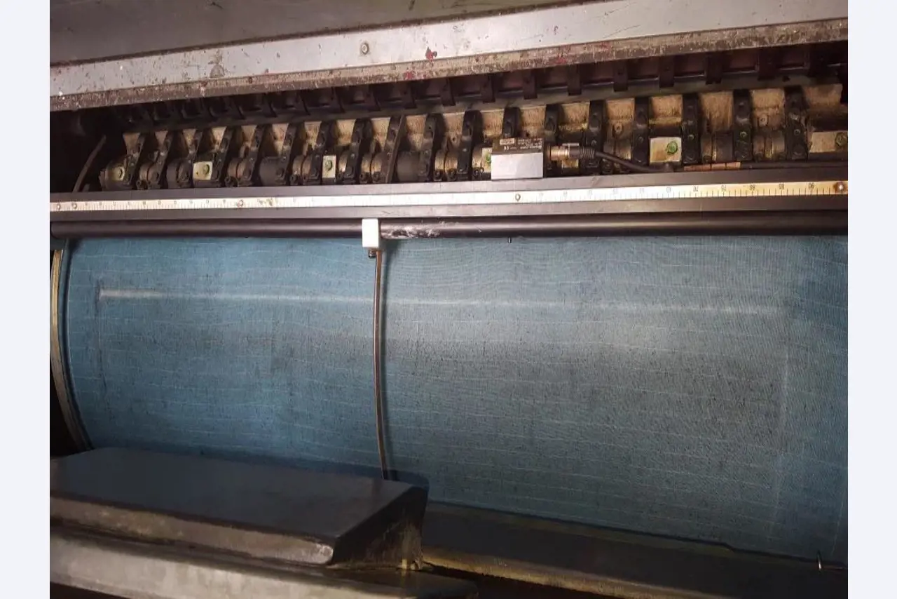 Máquinas de impressão digital, de pré-impressão e de pós-impressão<br>, bem como equipamento de escritório e comercial-88