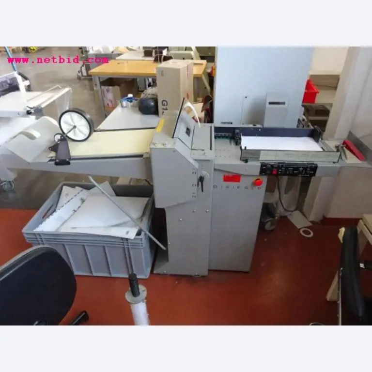 Máquinas de impressão digital, de pré-impressão e de pós-impressão<br>, bem como equipamento de escritório e comercial-1