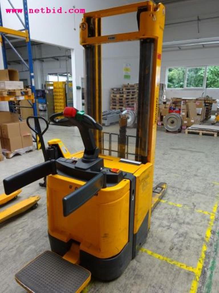 
Máquinas de impressão digital, de pré-impressão e de pós-impressão<br>, bem como equipamento de escritório e comercial-1