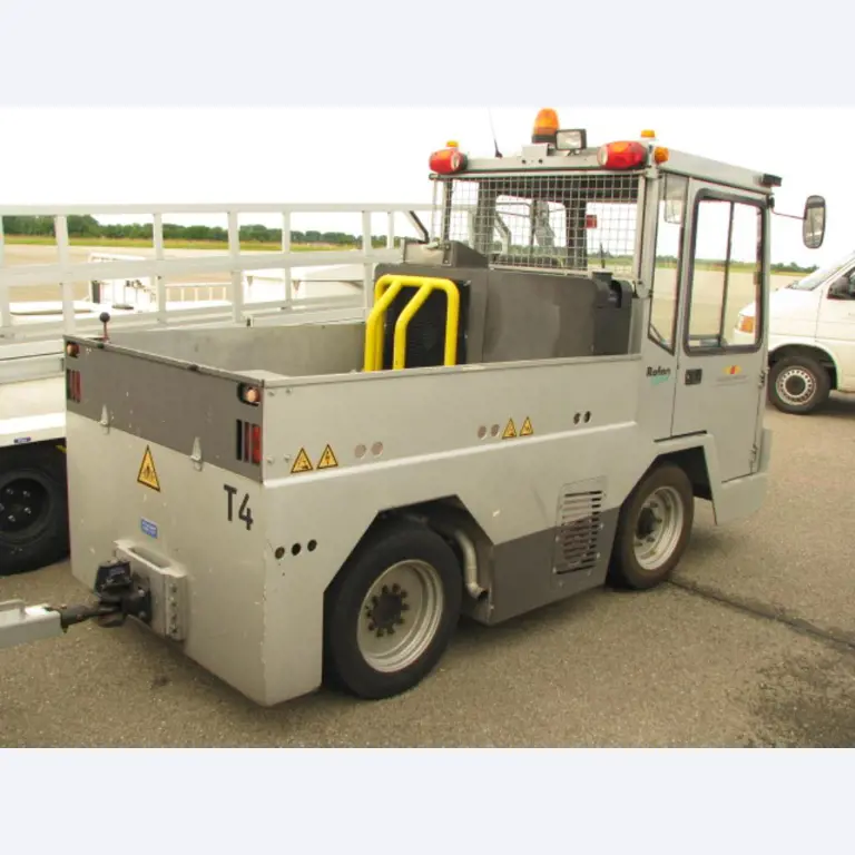 articulated busses and ground power unit-2