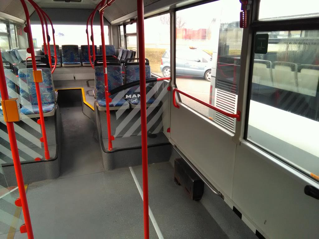 articulated busses and ground power unit-10