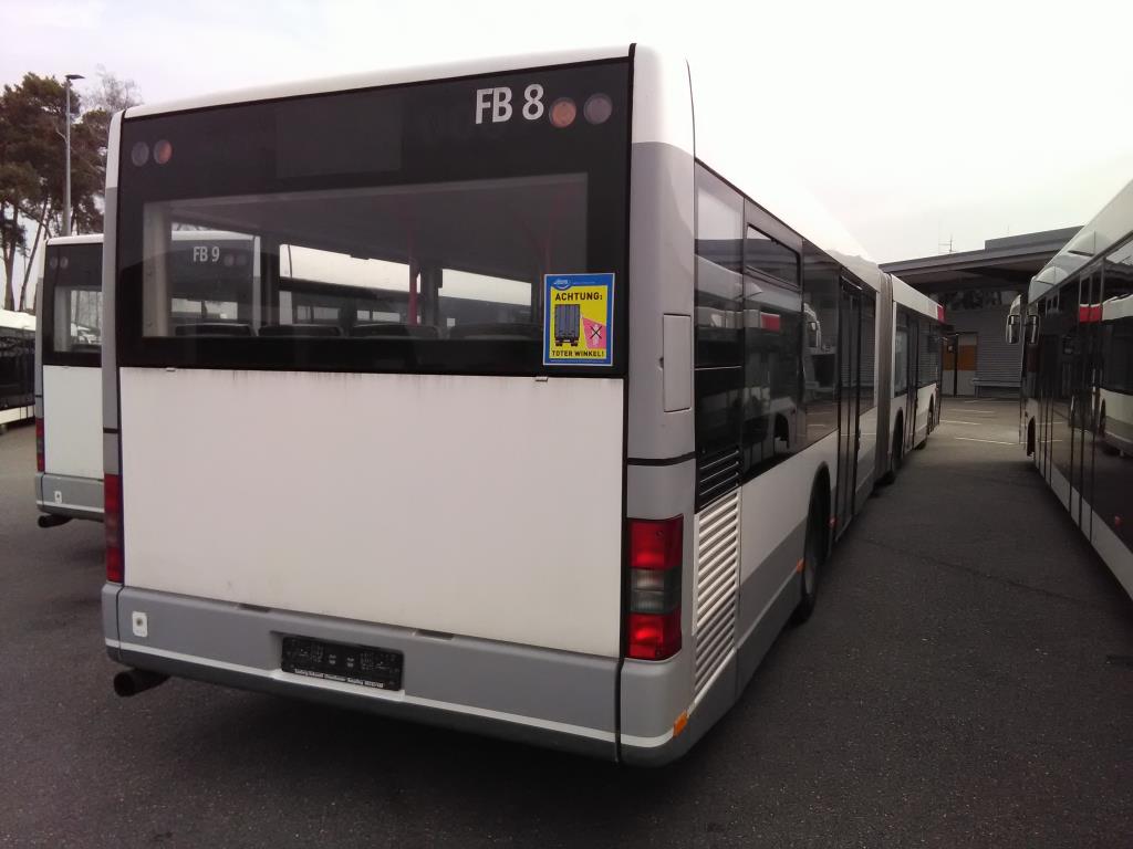 articulated busses and ground power unit-3