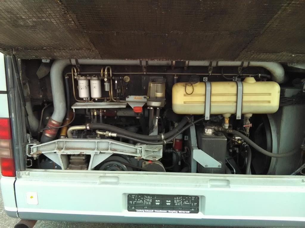 articulated busses and ground power unit-4