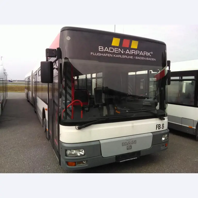articulated busses and ground power unit-1