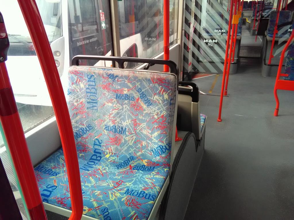 articulated busses and ground power unit-7