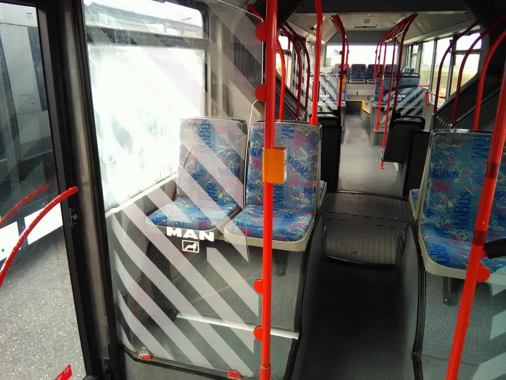 articulated busses and ground power unit-9