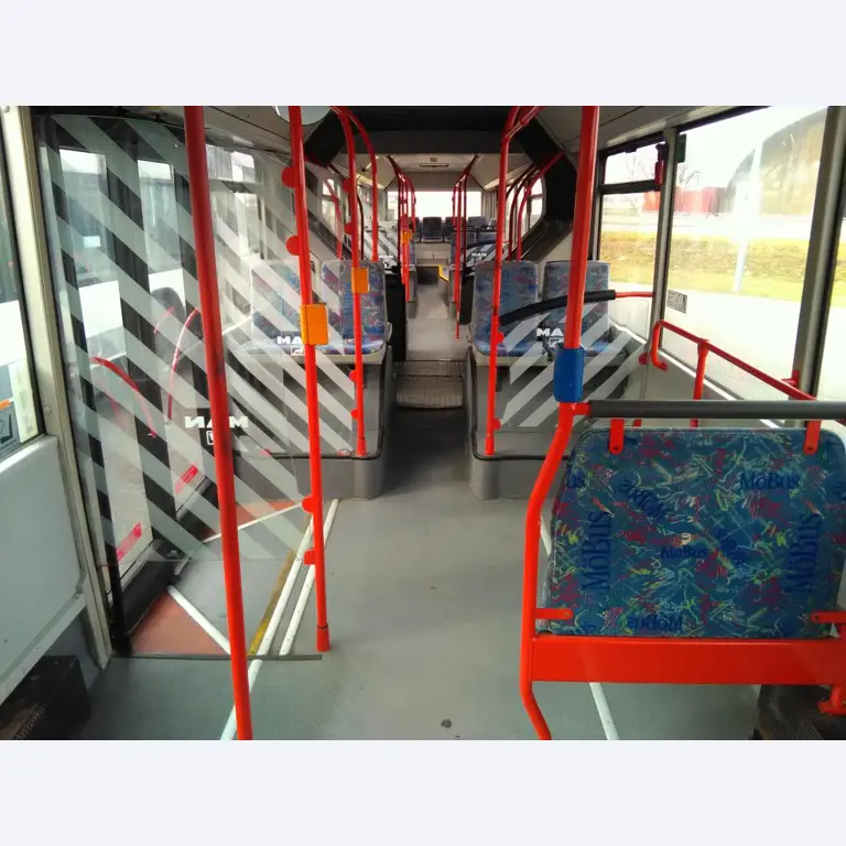 Gelenkbusse und Ground Power Unit-6