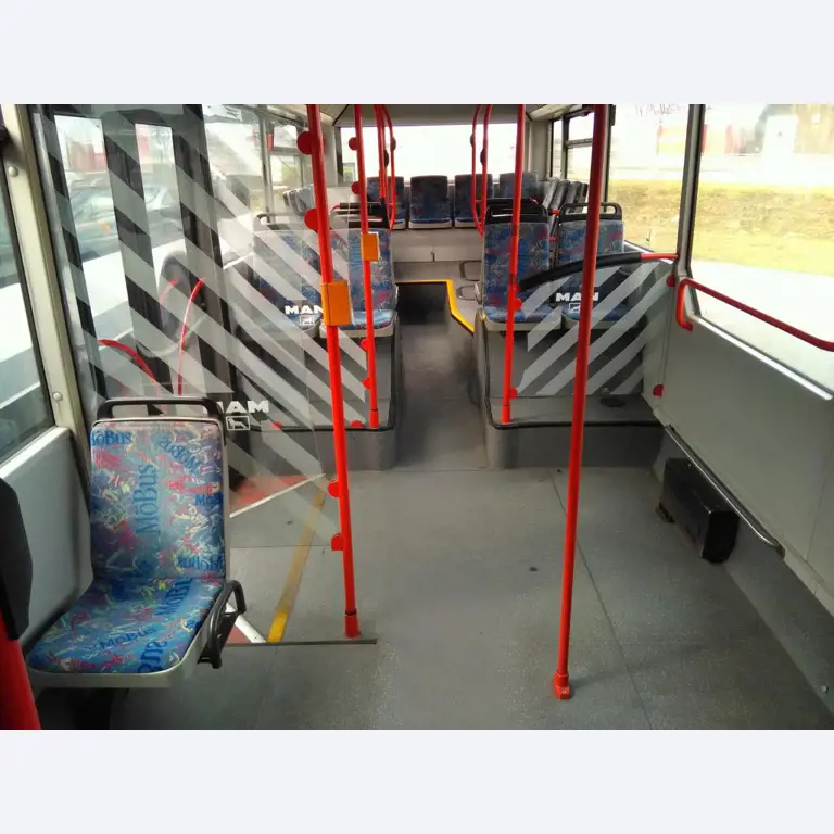 Gelenkbusse und Ground Power Unit-8