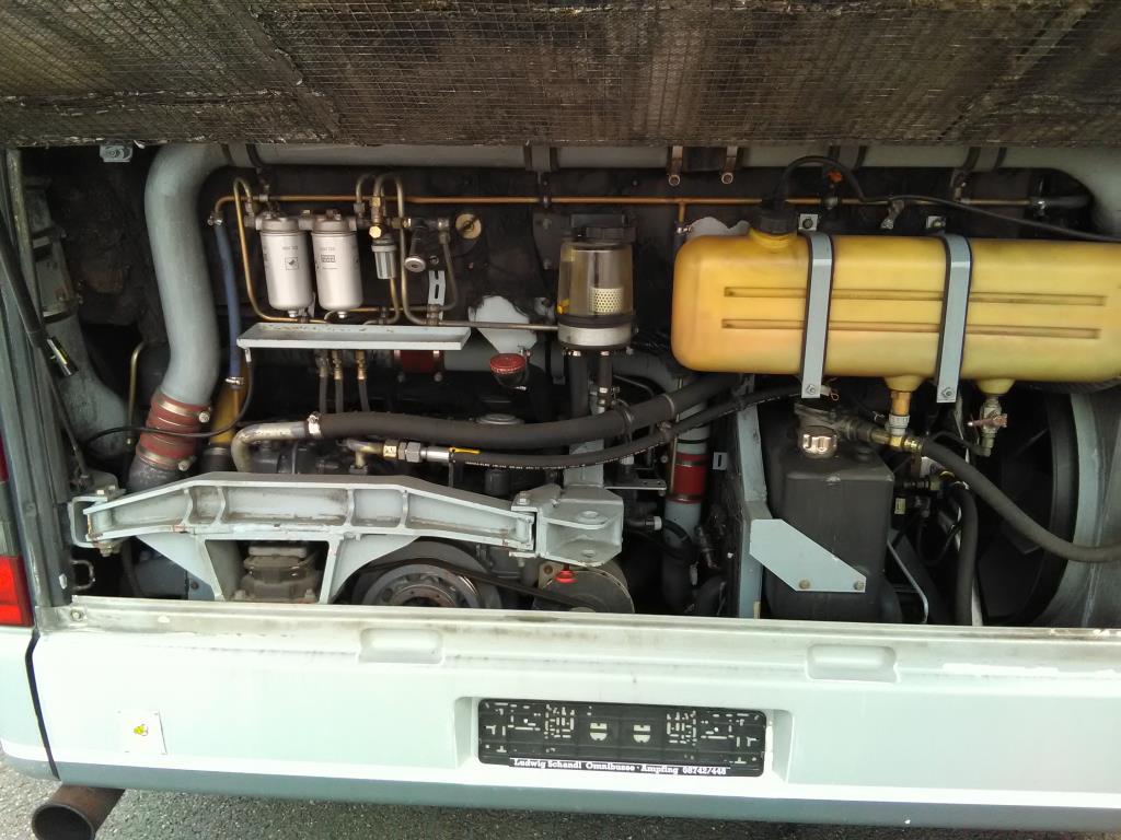 articulated busses and ground power unit-9