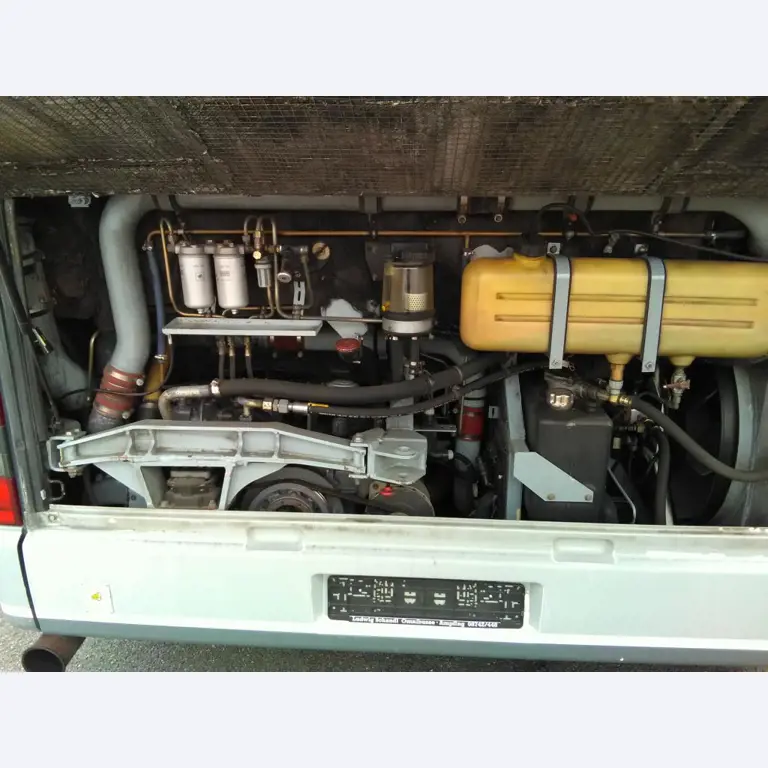 Gelenkbusse und Ground Power Unit-9