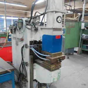 Puntlasmachine Messer Griesheim VS 100 D 300