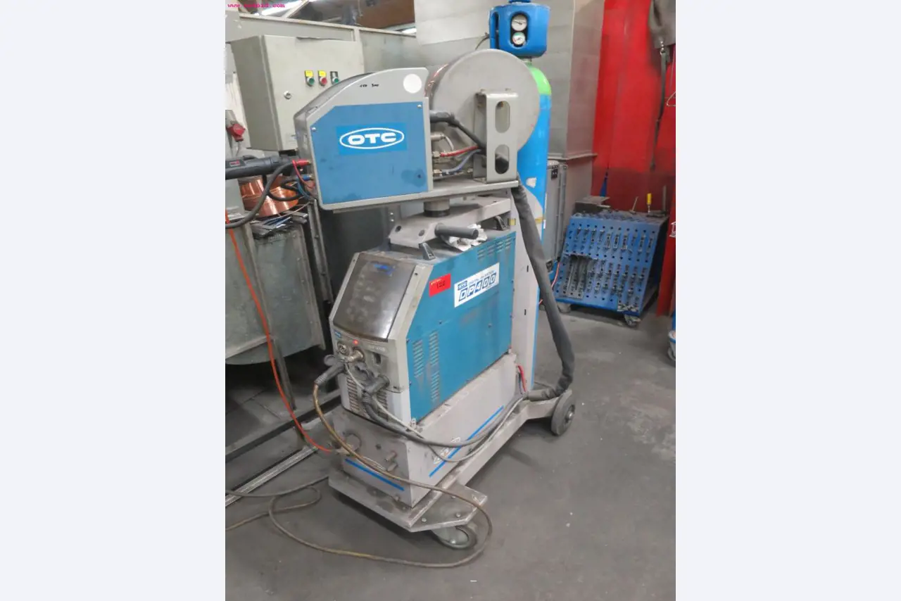 well-maintained metalworking machinery for wire processing-1