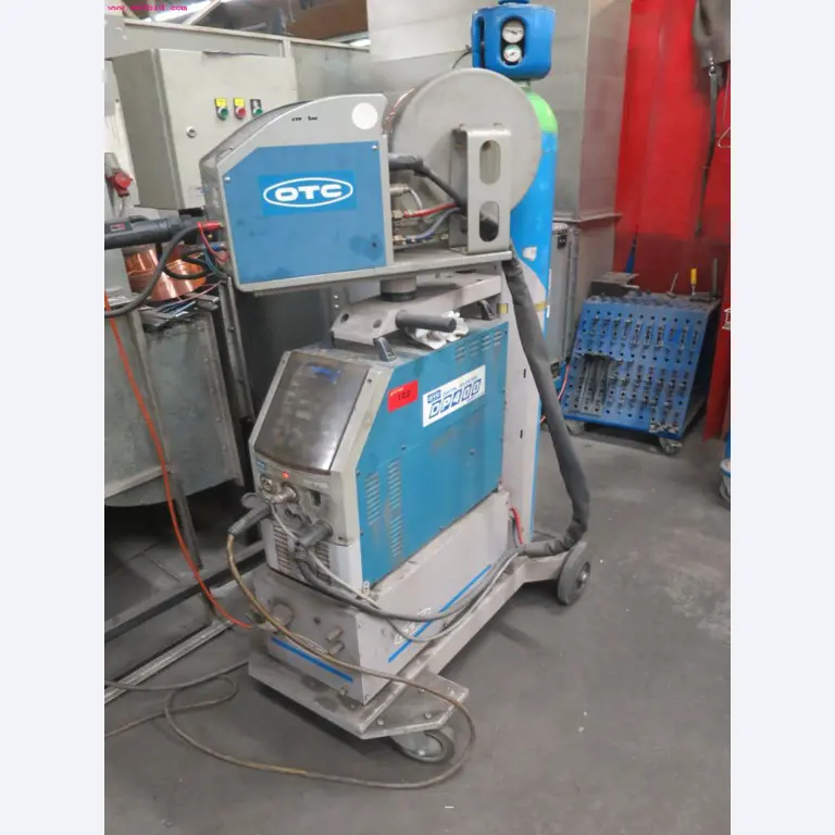 well-maintained metalworking machinery for wire processing-1