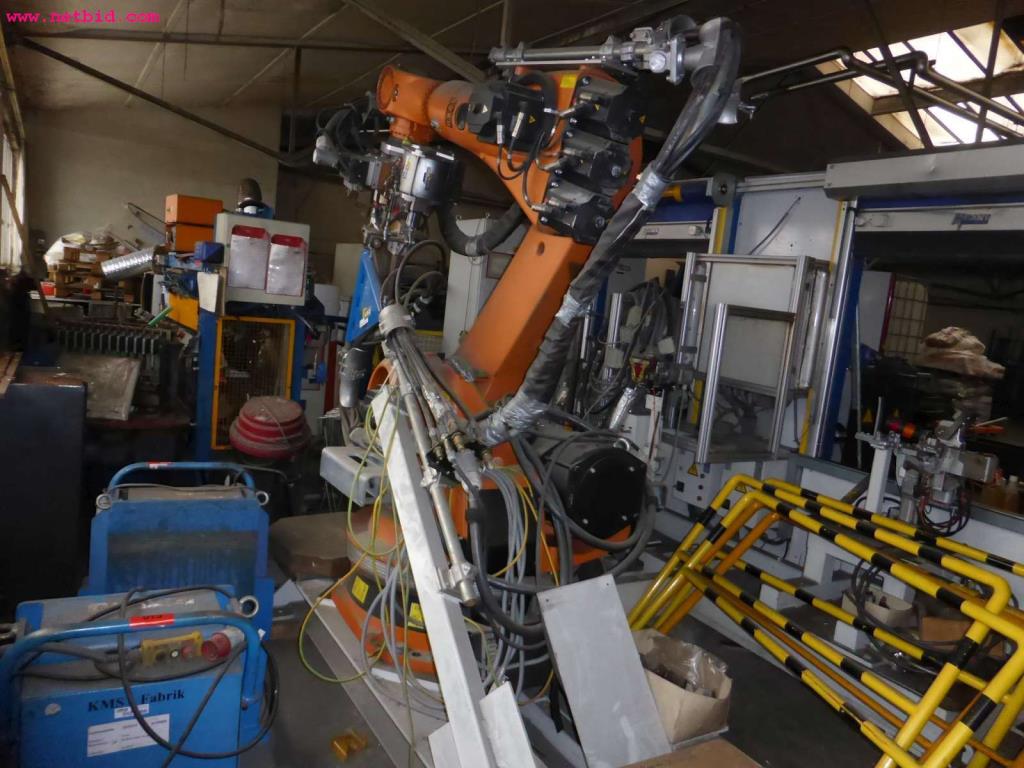 well-maintained metalworking machinery for wire processing-2