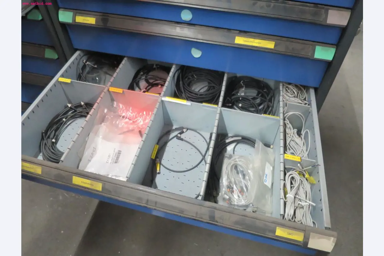 well-maintained metalworking machinery for wire processing-3
