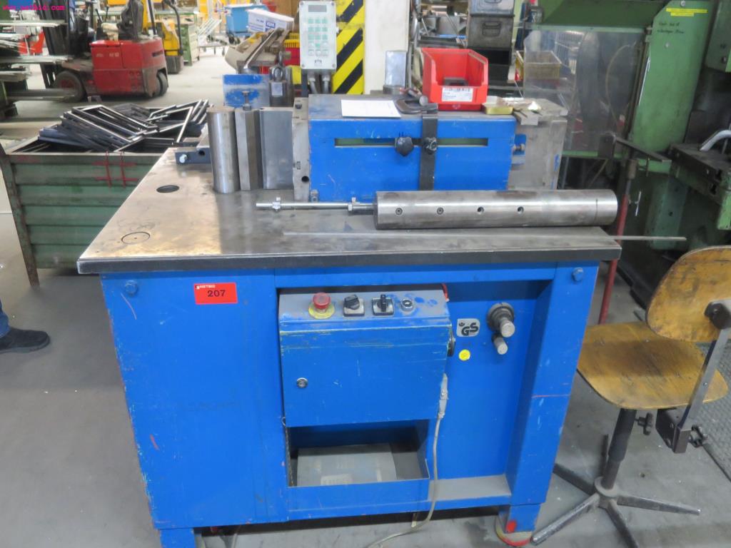 gepflegte Metallbearbeitungsmaschinen für Drahtverarbeitung-1