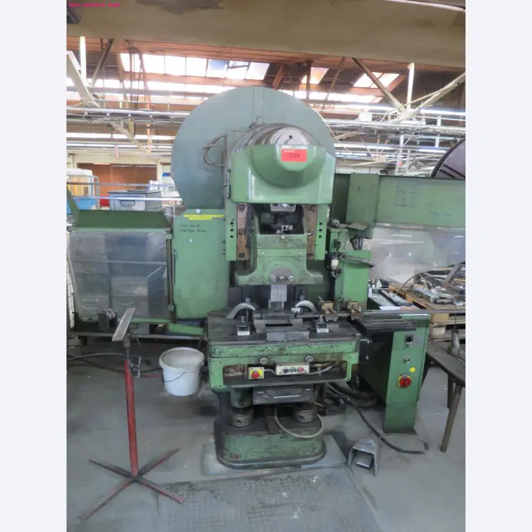 well-maintained metalworking machinery for wire processing-1