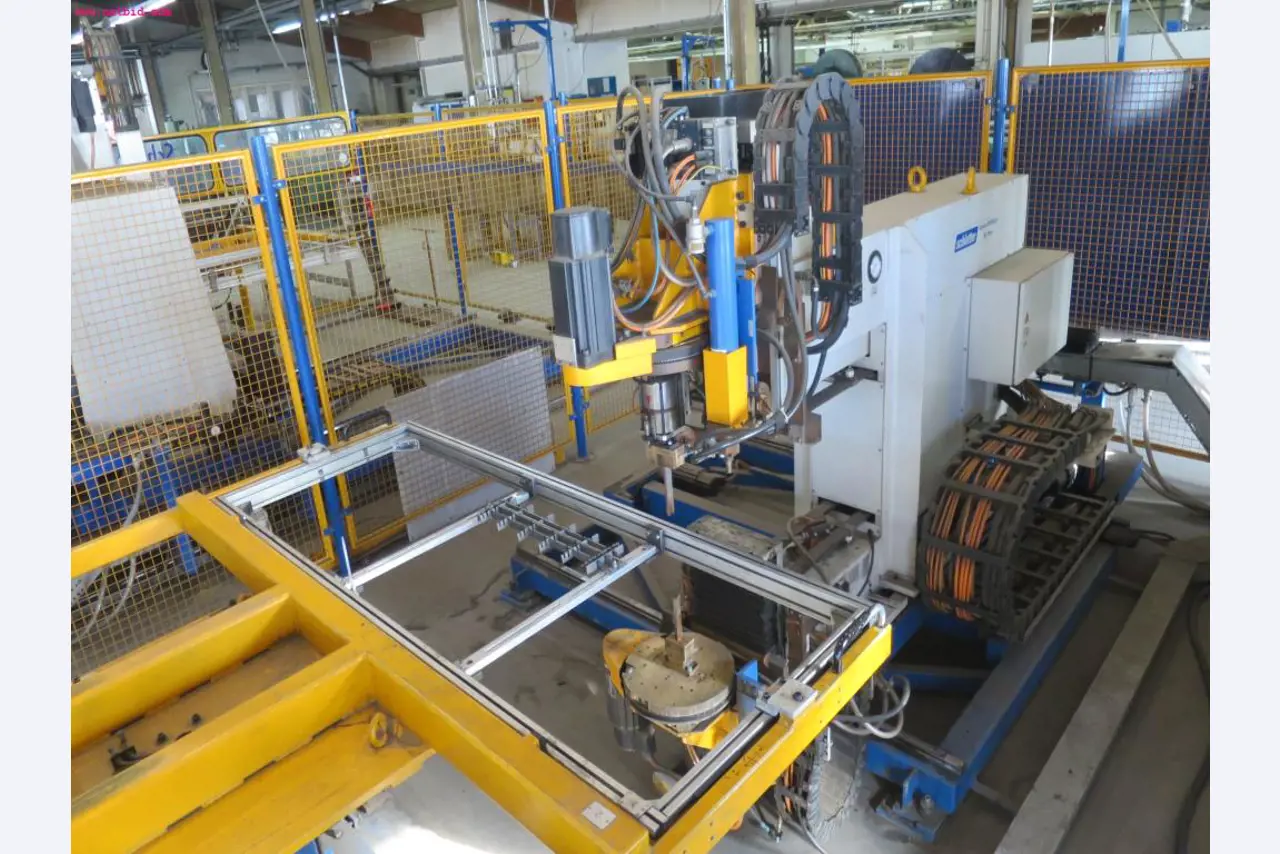well-maintained metalworking machinery for wire processing-1