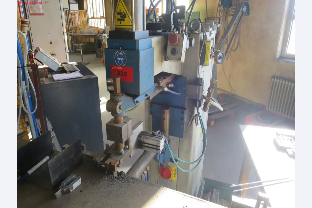 well-maintained metalworking machinery for wire processing-1