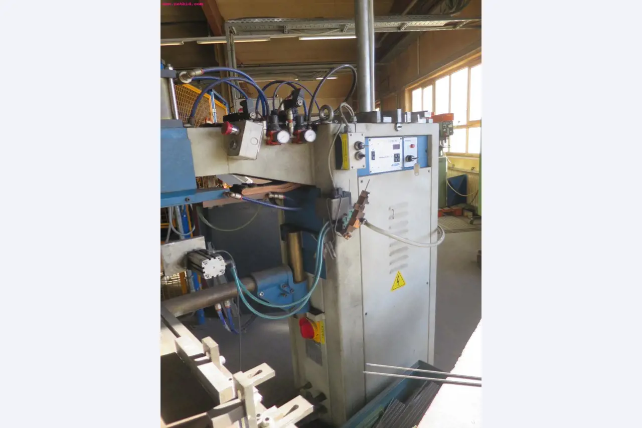 well-maintained metalworking machinery for wire processing-2
