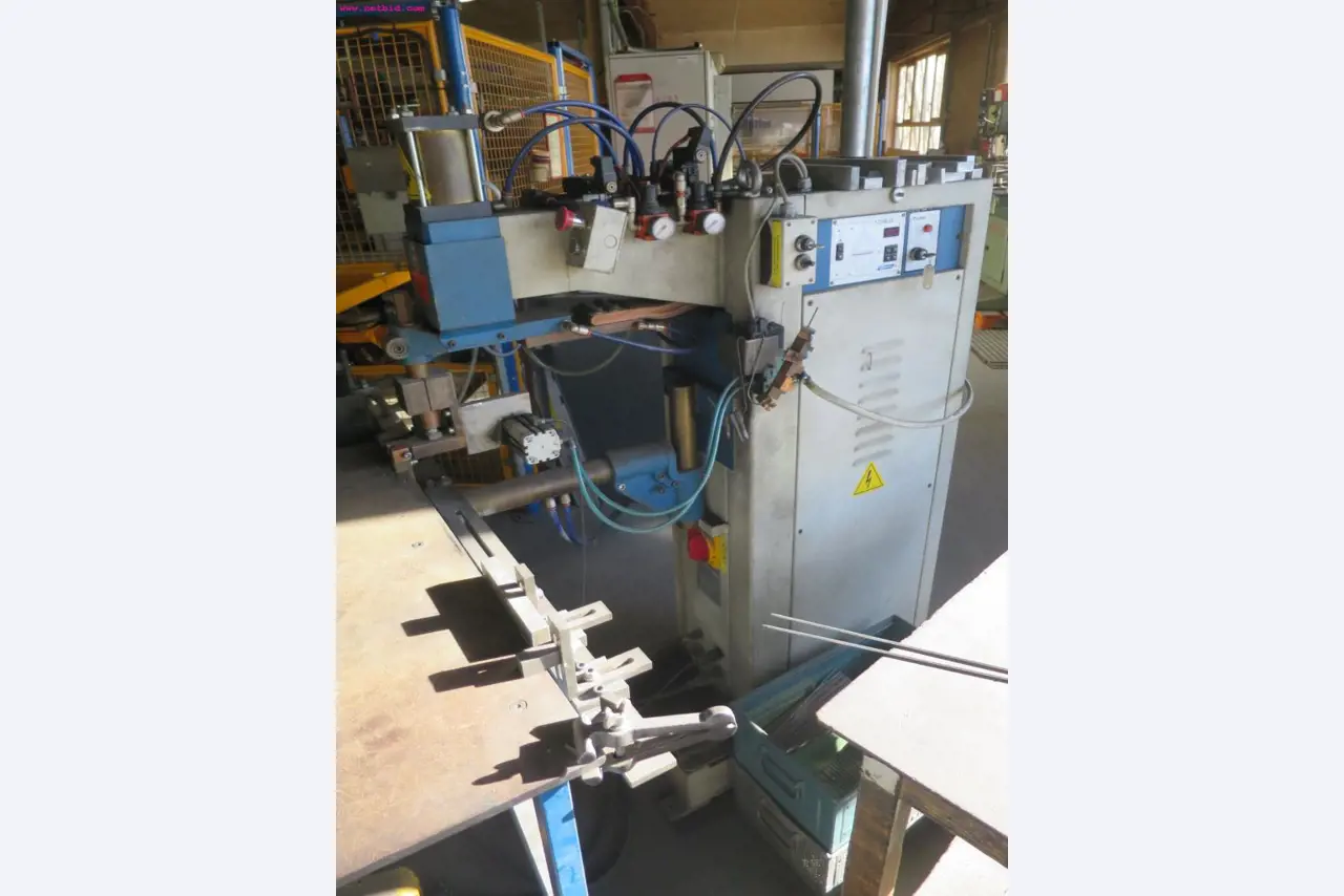 well-maintained metalworking machinery for wire processing-3