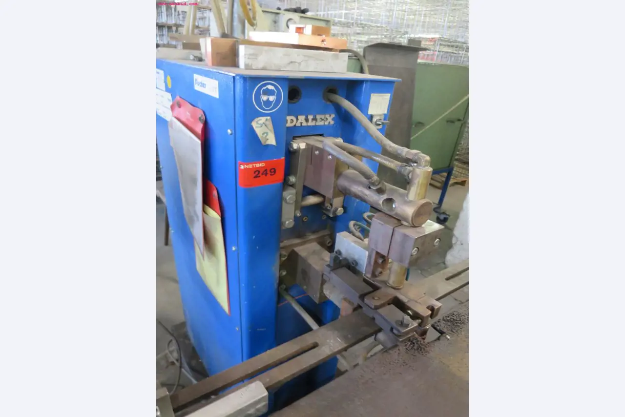 well-maintained metalworking machinery for wire processing-2