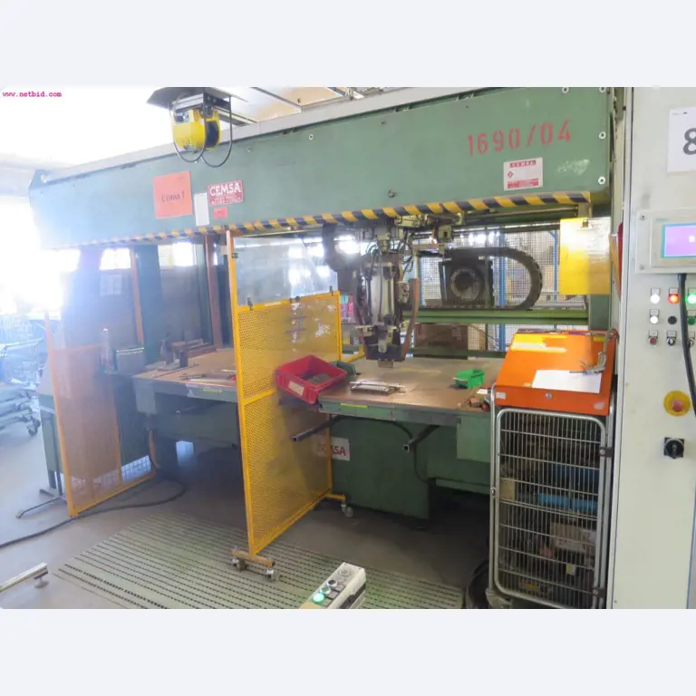 well-maintained metalworking machinery for wire processing-1