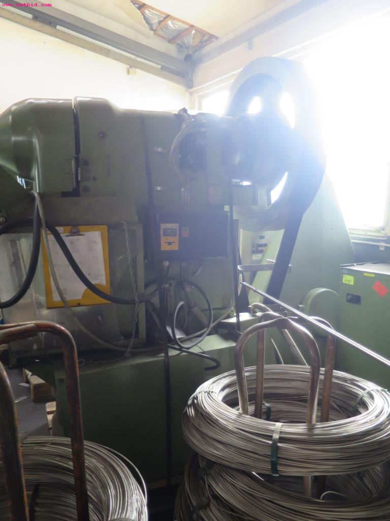 well-maintained metalworking machinery for wire processing-3