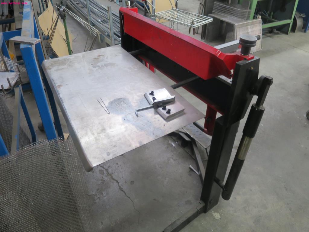 well-maintained metalworking machinery for wire processing-2