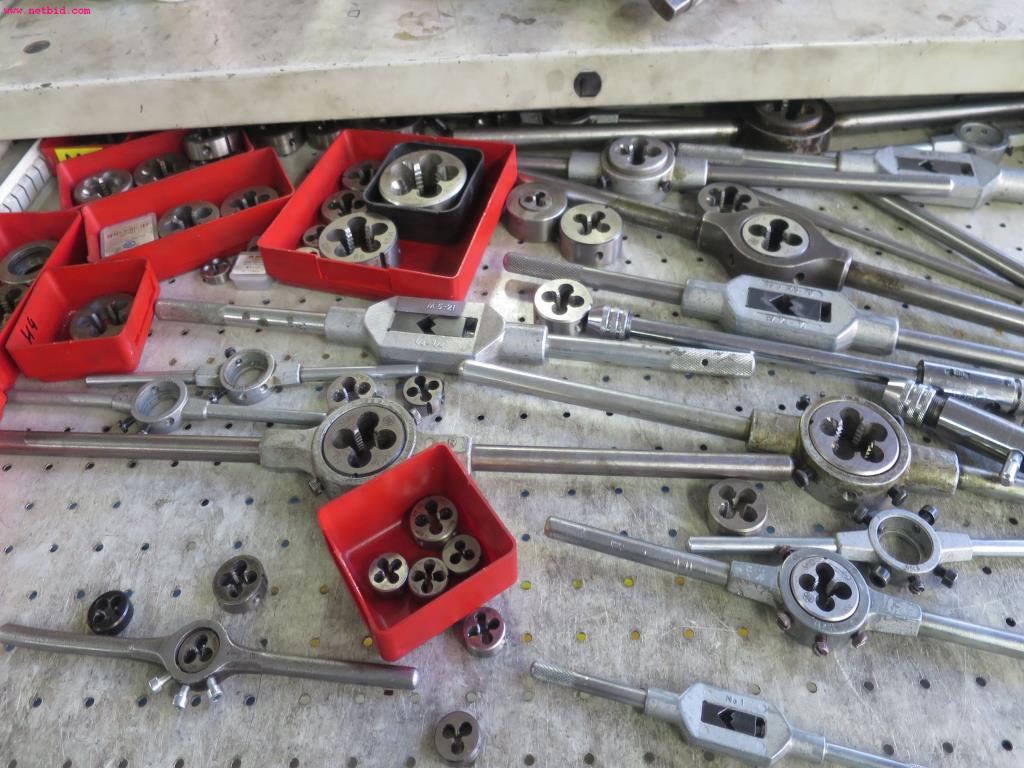 gepflegte Metallbearbeitungsmaschinen für Drahtverarbeitung-2