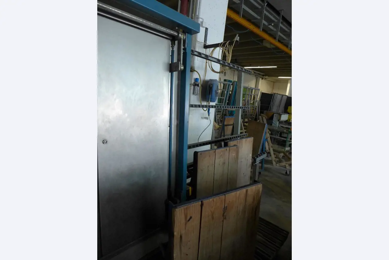 well-maintained glass processing machinery-5