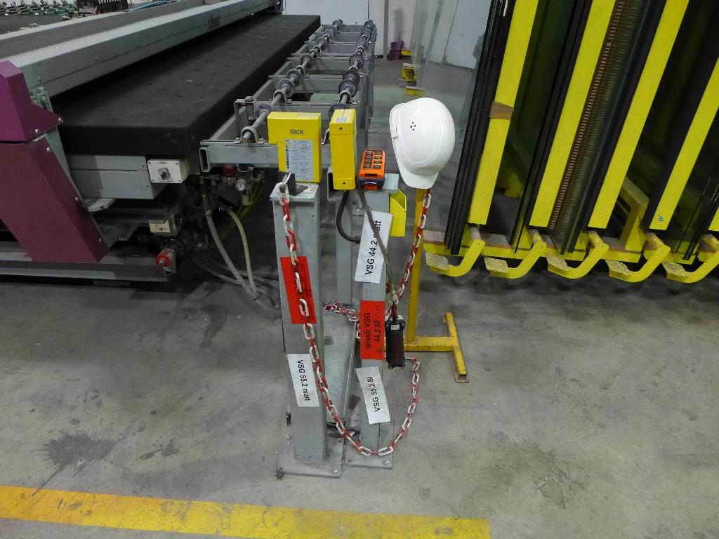 well-maintained glass processing machinery-6