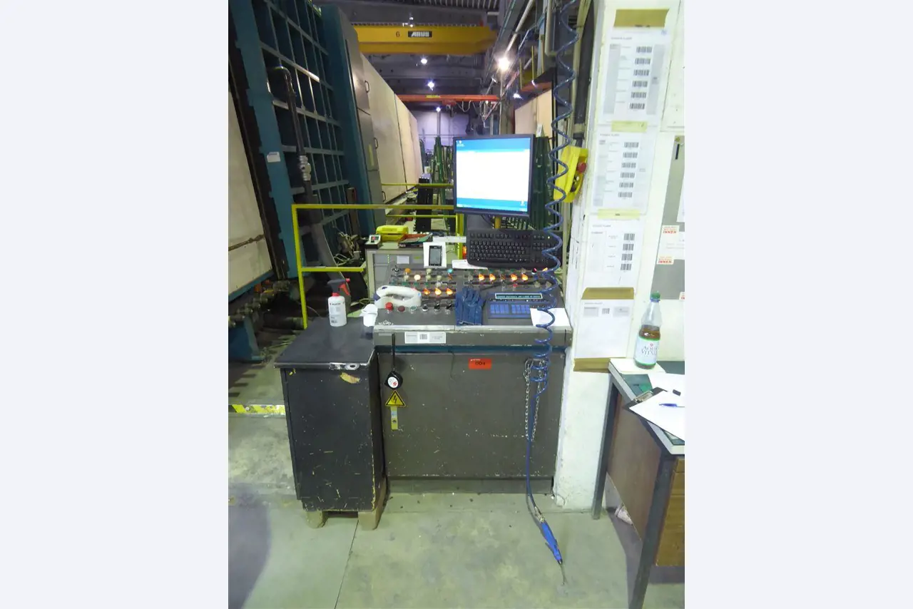 máquinas de transformação de vidro em bom estado de conservação-17