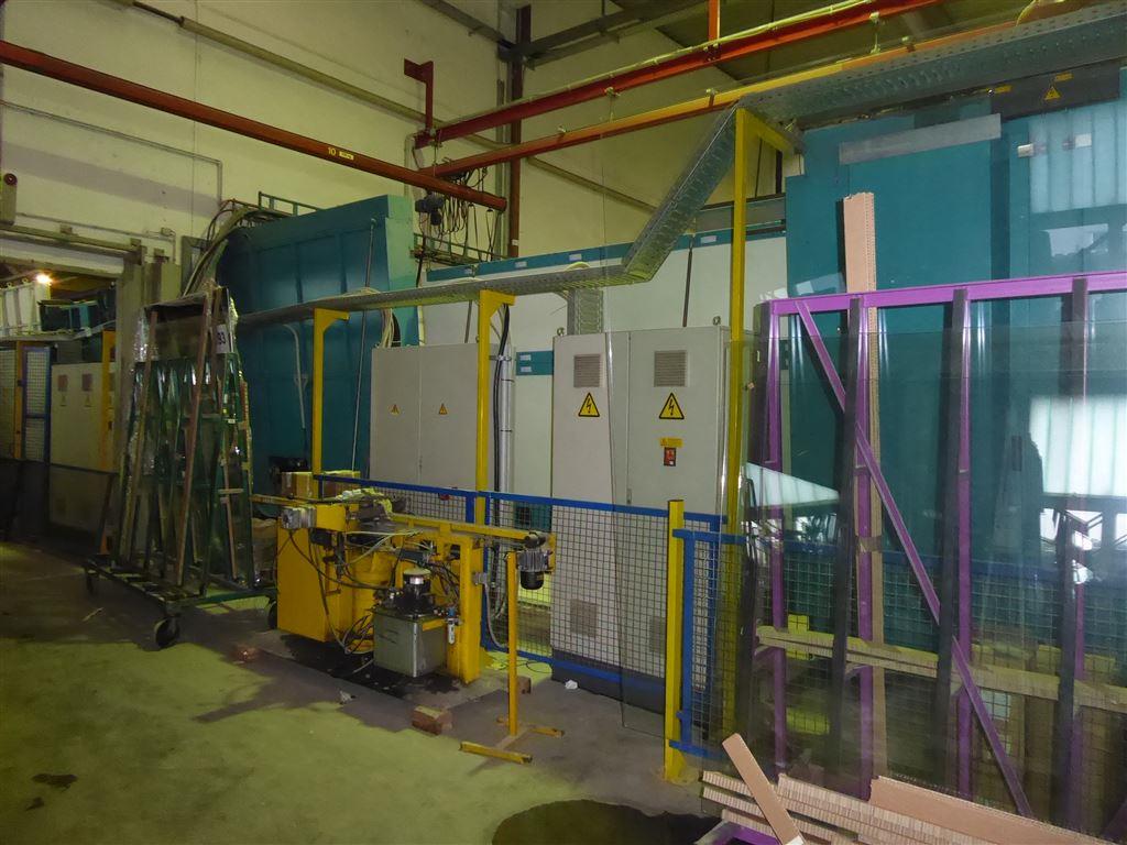 well-maintained glass processing machinery-3