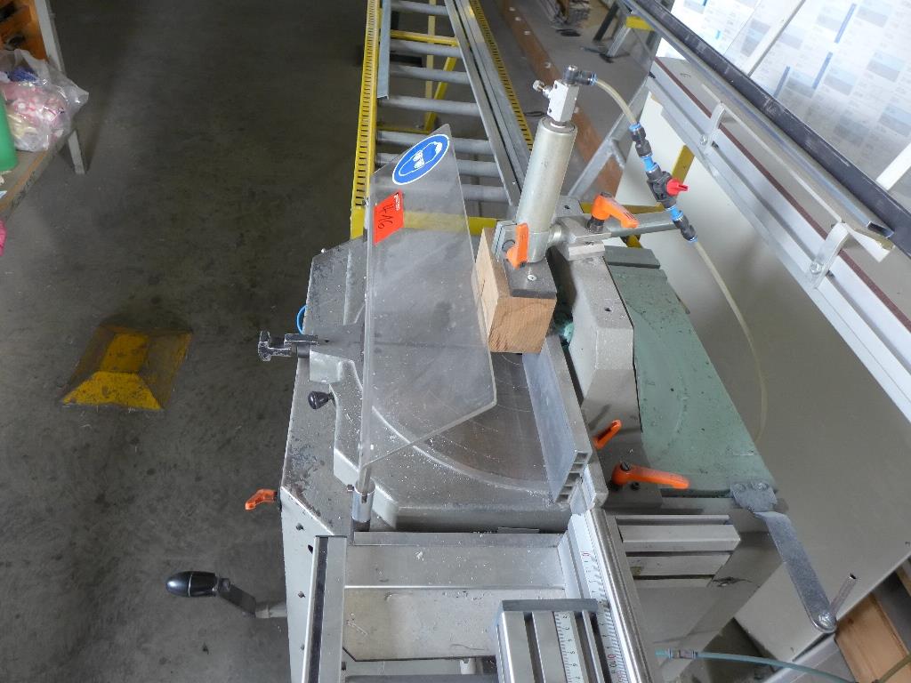 machines de traitement du verre bien entretenues-6