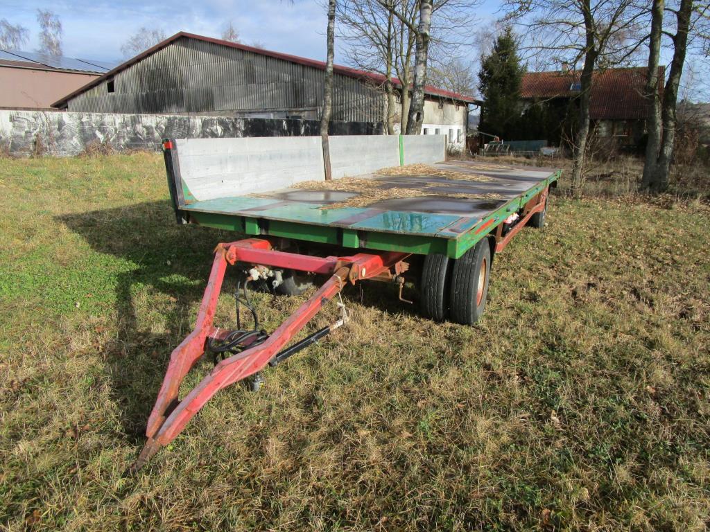 Landwirtschaftliche Maschinen sowie Betriebsausstattung-1