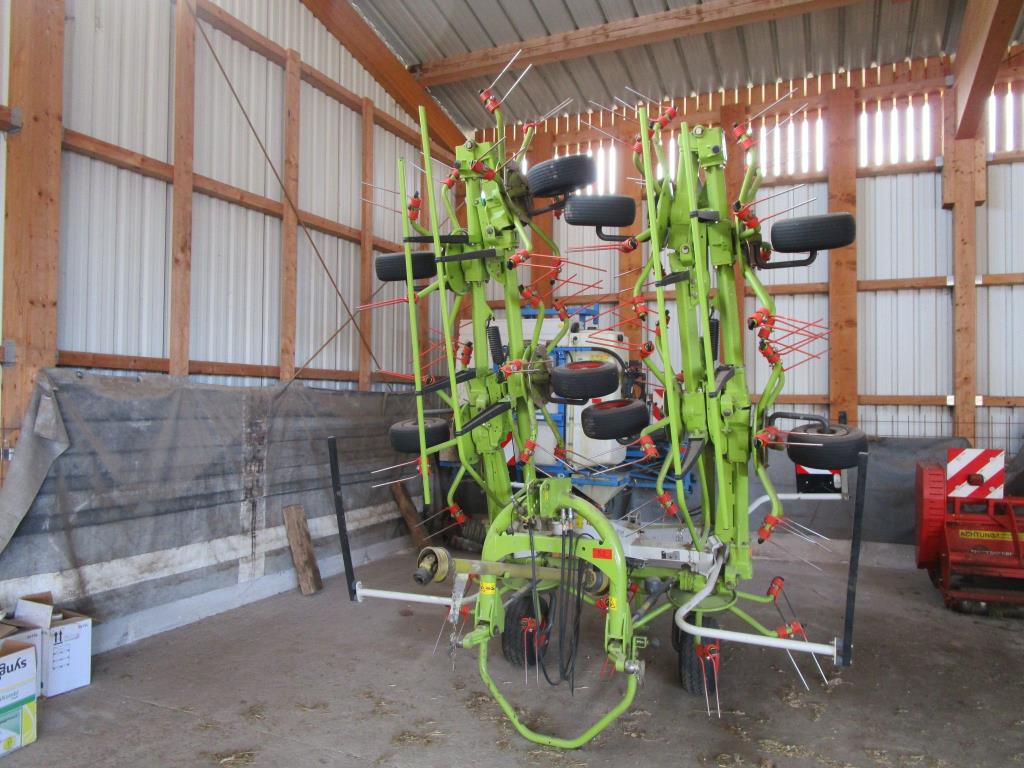 Landwirtschaftliche Maschinen sowie Betriebsausstattung-1