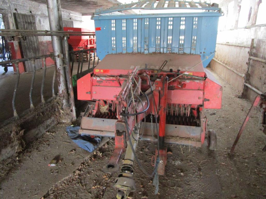 Machines agricoles et équipement d'exploitation-1