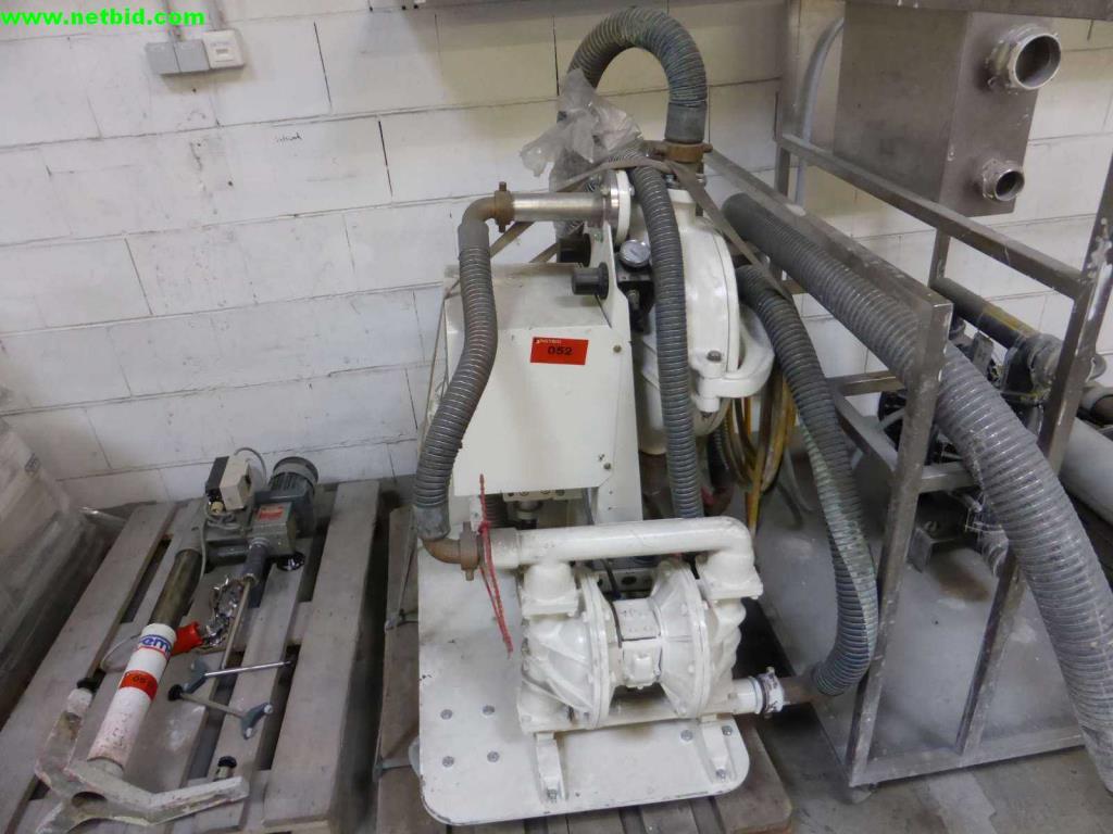 well-maintained machines for the paint and plaster production-1