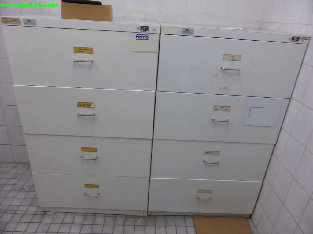 well-maintained machines for the paint and plaster production-4