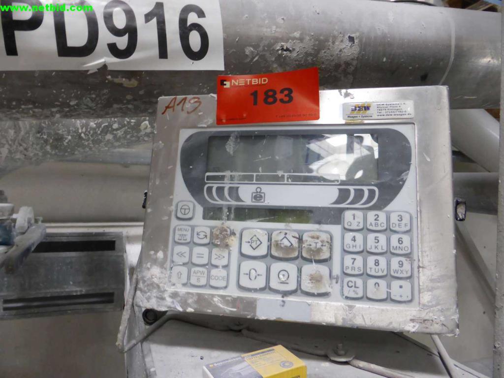 well-maintained machines for the paint and plaster production-1