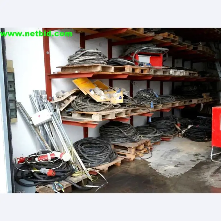 Peri Maximo paneelmallen<br><img src="/images/LogoStrasser.png"><br>-1