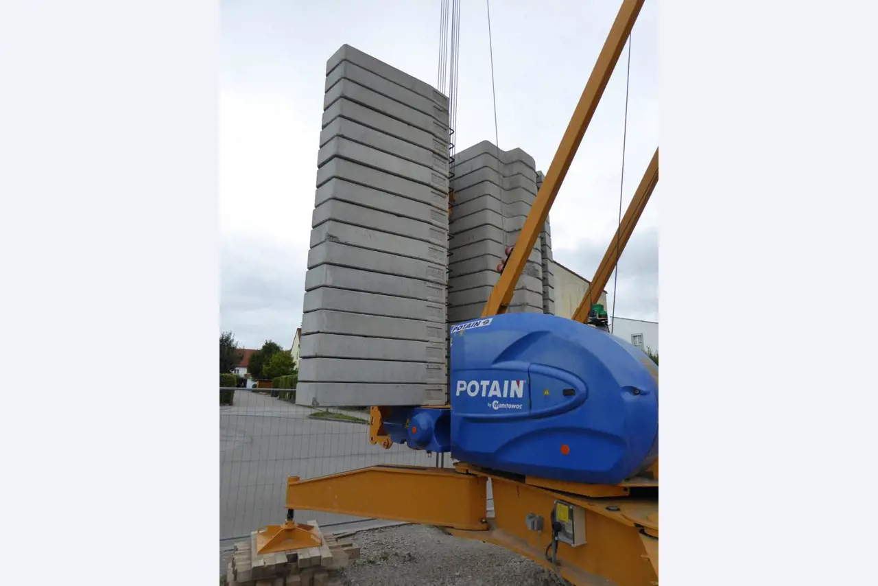 Peri Maximo paneelmallen<br><img src="/images/LogoStrasser.png"><br>-11