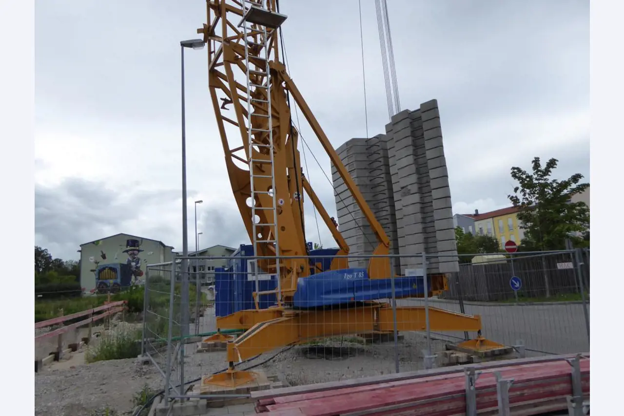 Peri Maximo paneelmallen<br><img src="/images/LogoStrasser.png"><br>-13